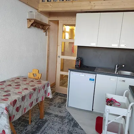 Chaleureux A Aime 25 M² En Montagne لا بلاني